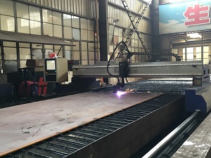 Plasma cutting machine